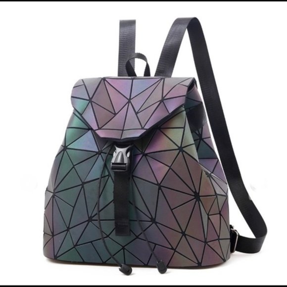 🤯3/$76 LUMINOUS HOLOGRAPHIC GEOMETRIC BACKPACK - Picture 1 of 7